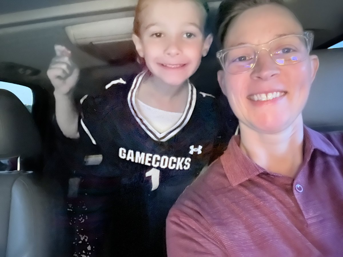 AdriannaPerry4's tweet photo. #IrvingISDGoesToCollege
 Go Gamecocks!! https://t.co/4AK2o0uTD8