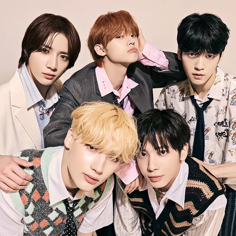 TXTCHART_KR's tweet photo. .@TXT_members is nominated for "Group of the Year" at the 2023 MTV Video Music Awards. https://t.co/5tYELBwxIV