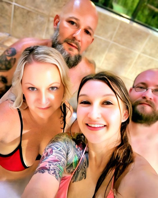 Group selfie 😋🤩 @KinkyQuinn1 https://t.co/tMs85gWDME<a class="tags" target="_blank" title="On Twitter" href="/?out=eyJ0eXAiOiJKV1QiLCJhbGciOiJIUzUxMiJ9.eyJpYXQiOjE3MjM5NzMxODUsImlzcyI6InR3cG9ybnN0YXJzLmNvbSIsIm5iZiI6MTcyMzk3MzE4NSwiZXhwIjoxNzU1NTA5MTg1LCJyZWRpcmVjdF91cmwiOiJodHRwczovL3R3aXR0ZXIuY29tL0tpbmt5UXVpbm4xIn0.wux55R-DZd8I5PQ3mXJOFVHoinTtPSF3EqUQxE_-CNOxvKLGKWnS9kedFYIluitniCqae-7OsDQ32XYVjCh7MQ">@KinkyQuinn1</a><a href="/tag/realloyalfans"class="tags"><span>#realloyalfans</span></a>