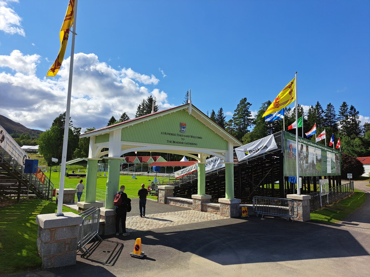GstounMusic's tweet photo. The calm before the storm - looking forward to a great day tomorrow at @brhsgathering !
#gordonstounpipeband #bagpipes #drums #pipesanddrums #pipeband #highlandgames #scotland #boardingschool #outofclassroomlearning https://t.co/8OIzRq87Fb