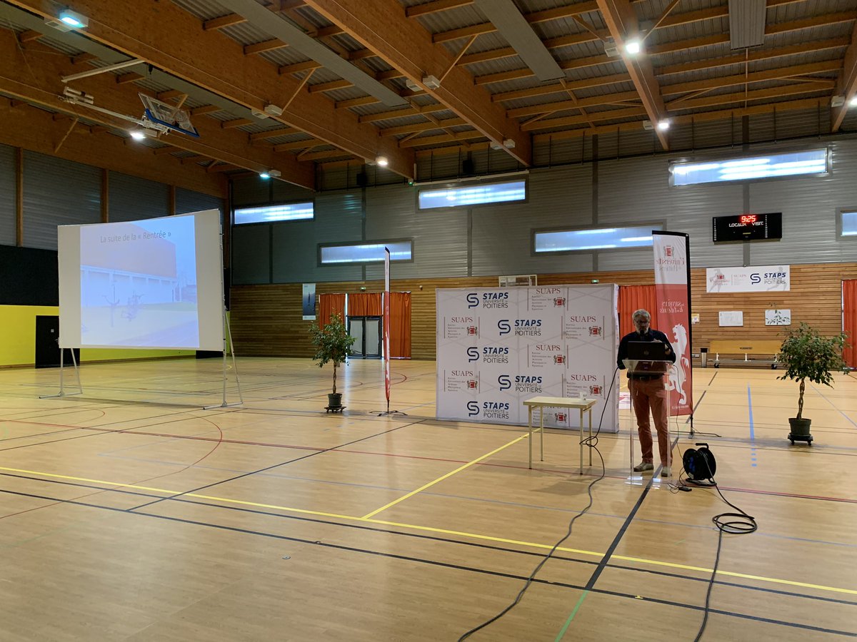 C’est la rentrée pour les étudiantes et etudiants <a href="/STAPSPoitiers/">STAPS Université de Poitiers</a> sur les campus de Poitiers et d’Angoulême <a href="/UnivPoitiers/">Université de Poitiers</a> ! 
Merci <a href="/virginie_laval/">Virginie LAVAL</a> et aux collègues pour l’accueil de nos L1. 🙏 
La réussite sera au RDV 📚🏃‍♀️🤞 <a href="/bdestapspoit/">BDE STAPS Poitiers</a> <a href="/StapsAngouleme/">BDE STAPS Angoulême</a>