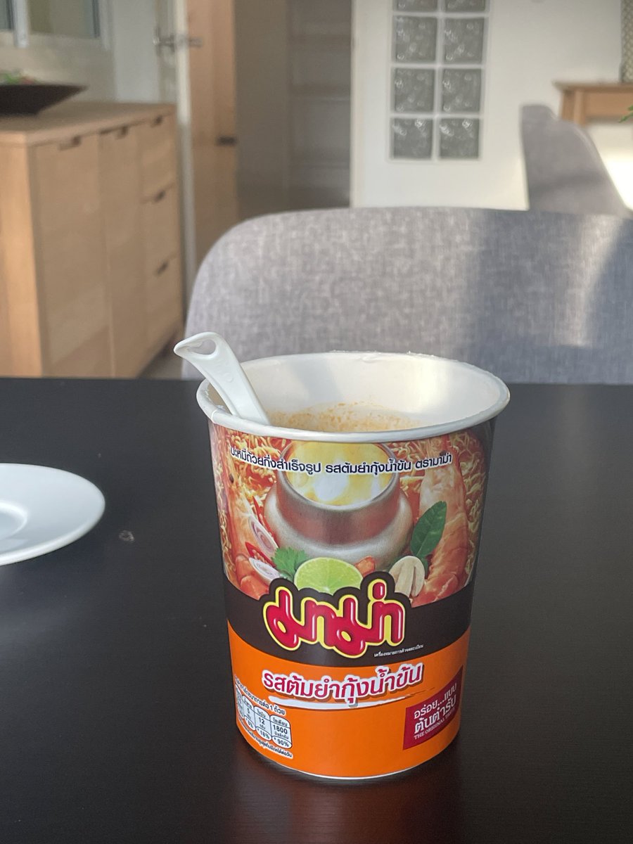 p8eks's tweet image. タイ来てからまだ1回もお店でご飯食べてない😅

#タイから始めよう