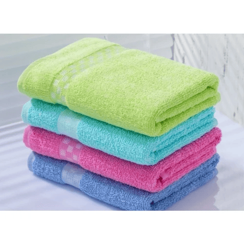 CastOverseas's tweet photo. A towel is a piece of absorbent cloth or paper used for drying or wiping a surface. Towels draw moisture through direct contact https://t.co/Y26x7eZc0a