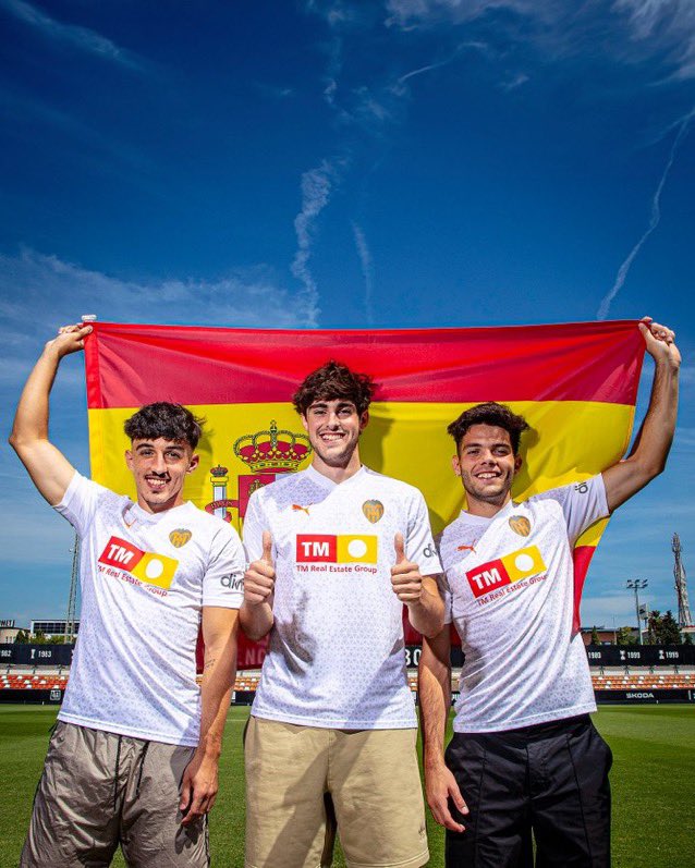 SOMOS MAS tweet media