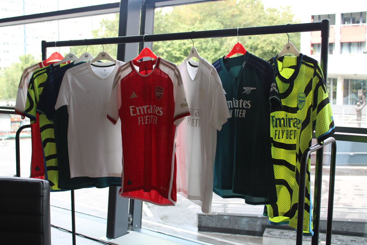 LeadersBiz's tweet photo. We’ve arrived here at The Emirates Stadium, for our Leaders Meet: Diversity Series Club Pop-Up - Co-hosted with the @adidas Breaking Barriers Project.
Stay tuned to see how the day unfolds.
#LetsBreakBarriers https://t.co/WiGOoigOKR