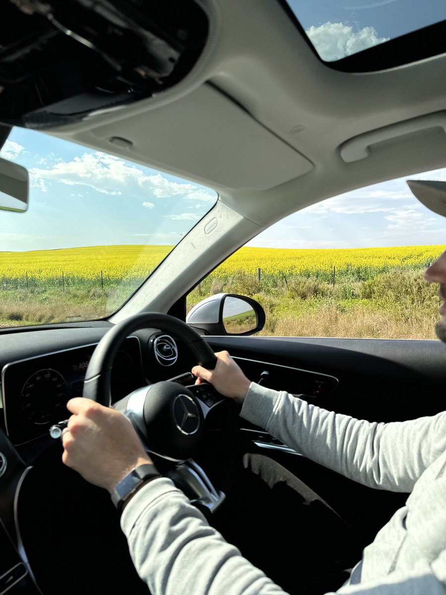 carswithgreg's tweet photo. Happy #SpringDay2023! #mercedesbenzglc https://t.co/0zXDBiwiyO