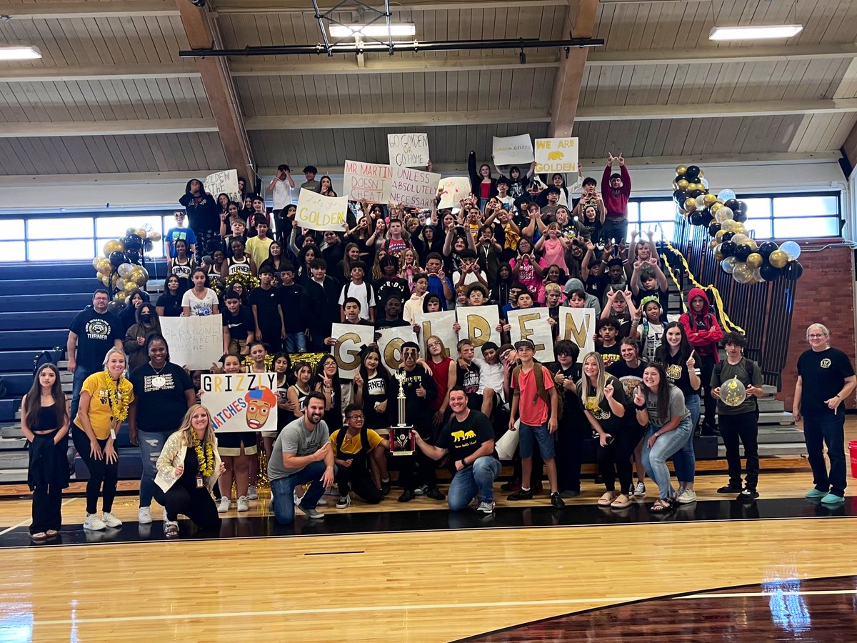 Ms_Hand_TMS's tweet photo. It’s been a great first 3 weeks in Golden Cohort 8! 
1. Happy bday, Annabelle! 🥳🎂
2. Golden Team win! 🏆
3. Lots of activities and energy!

@MrsBrantley17 #TMSsleuth https://t.co/ZVPgba5g2p
