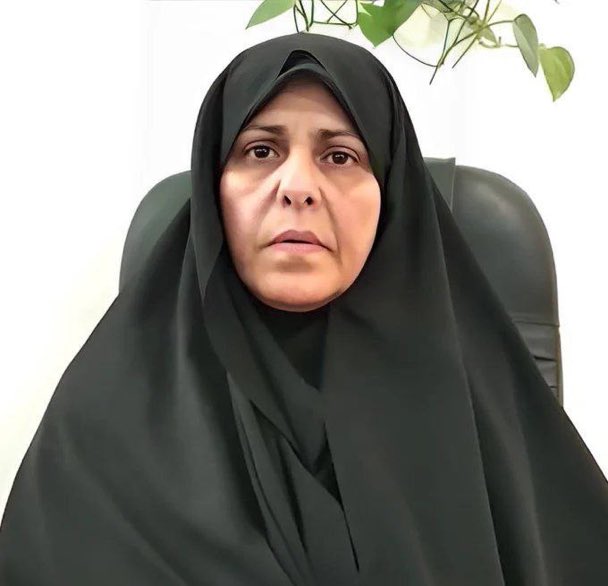 Realneo101's tweet photo. امروز تولد #فاطمه_سپهری شیرزن باشرف وطن مونه.
کسی که در مقابل ظلم سکوت نکرد و حالا در بند ضحاکه.
زادروزت مبارک بانوی قهرمان. https://t.co/y88dvO21GE