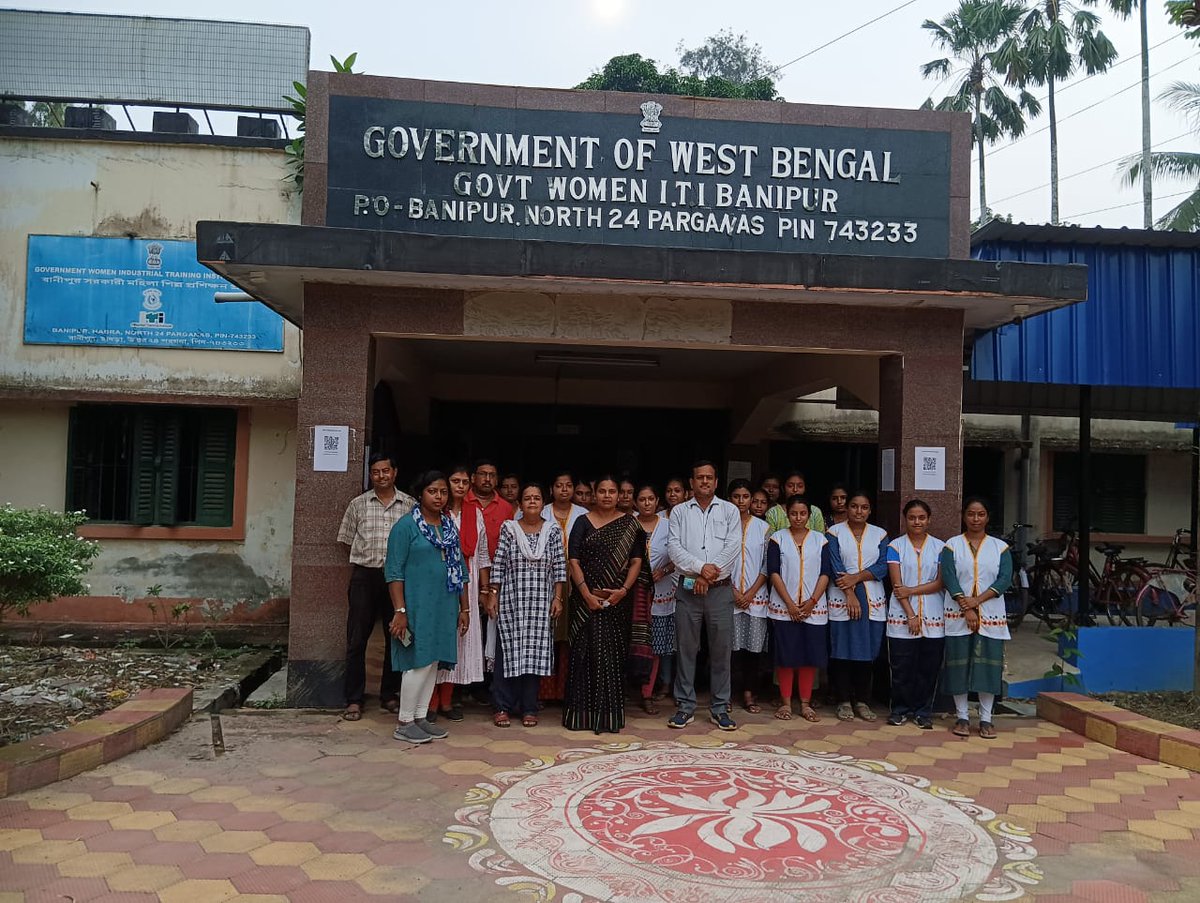 Visited Govt. Women ITI, Banipur, #North24Parganas, WB and interacted with the candidates being trained under #PMKVY #SHI. @MSDESkillIndia @NSDCINDIA @nsdciofficial @rsbiky #Skills4All @DGT_MSDE @NSTIw_kolkata