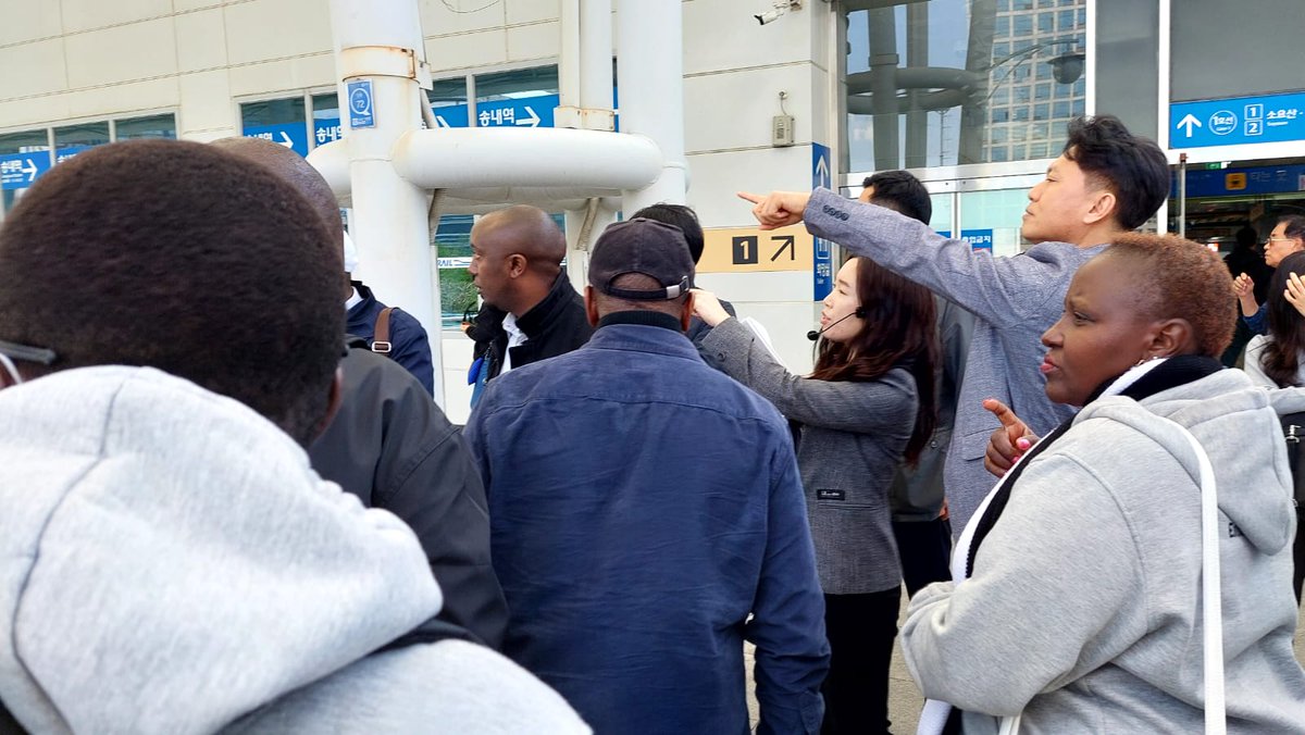 timconeng's tweet image. Through the BRT Line 5 Project, Timcon staff and other consultants together with staff from KURA and Namata went to Korea for the BRT benchmarking scheme organized by the international consultants on the project: Kuhnwa, Yooshin, Tracom, and Dohwa 
#BRTLine5 #Timcon #Benchmarking