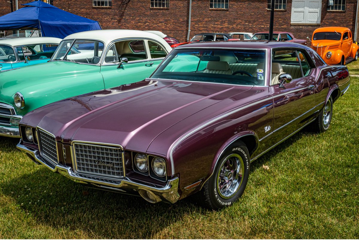 LegendaryAutoIn's tweet photo. Looking to restore your ride before cooler weather approaches?
View our guides here: https://t.co/19Ipw7m93s
π·1972 Oldsmobile Cutlass
#LegendaryAuto #AutomotiveParts #AutomotiveRestoration #Auto #CarLifestyle #Luxury #ClassicCar #ClassicCars https://t.co/4RcqFhimFm