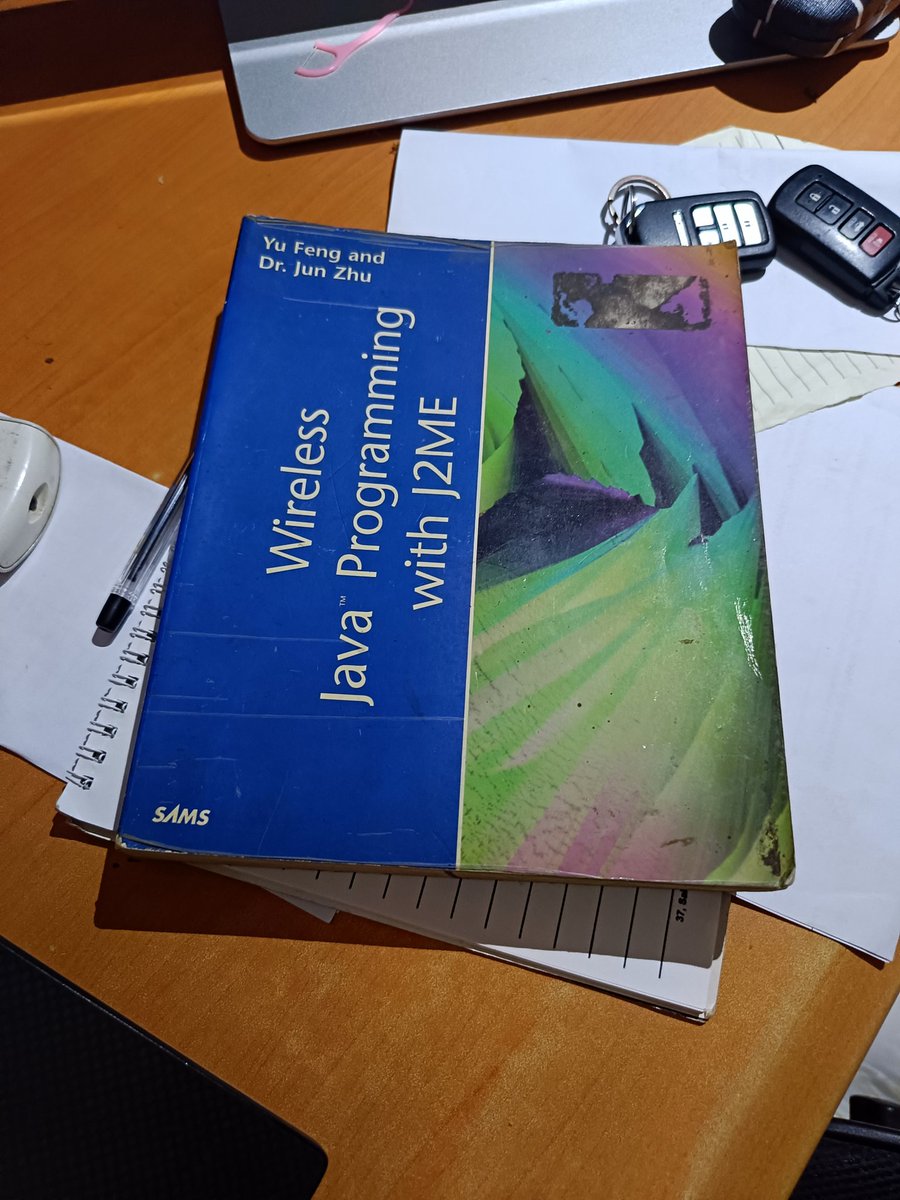 saltcode's tweet image. Who read this book? How is it relevant to the current mobile development? #java #Android #Mobility #mobile  #Java