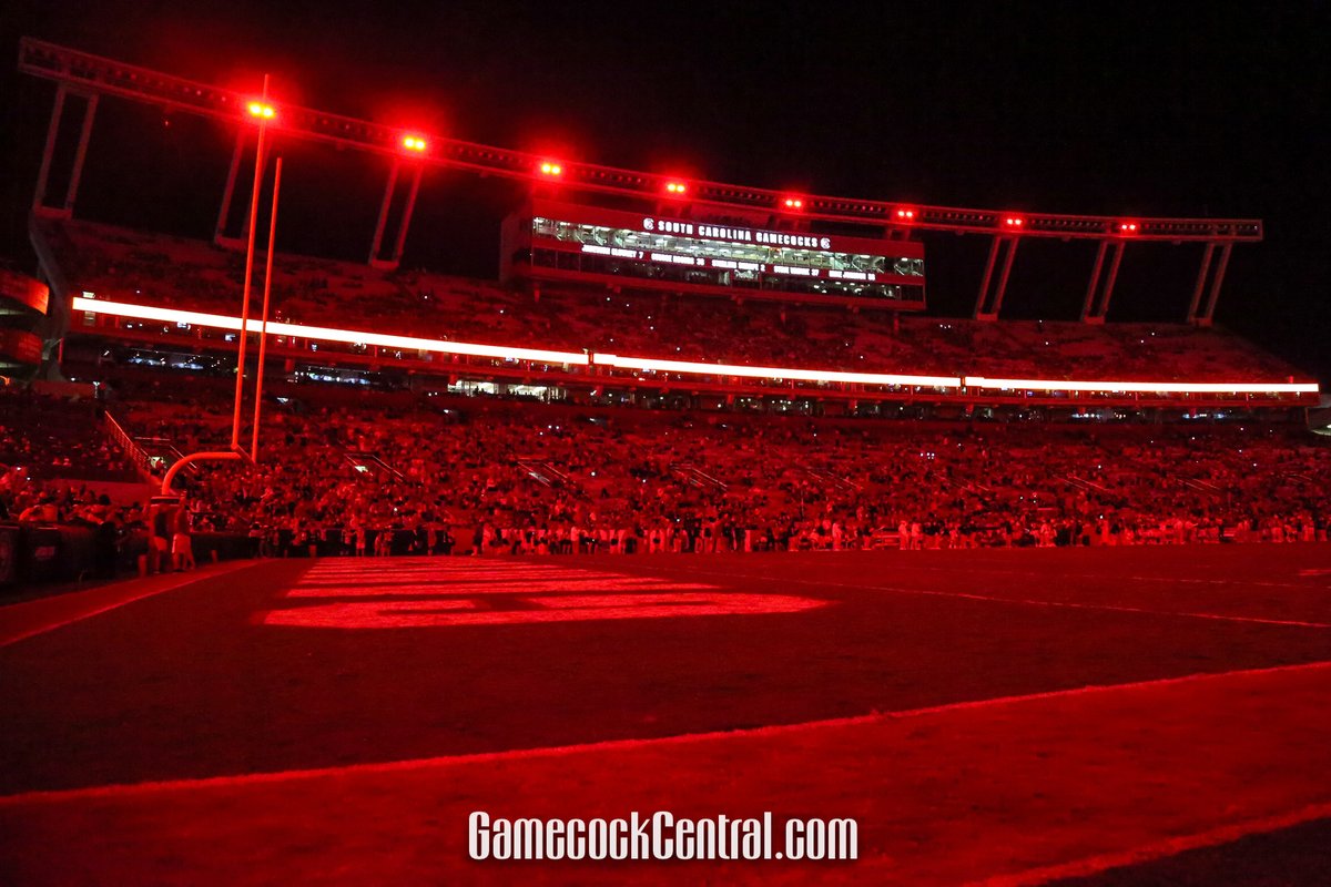 This week's Scott Davis newsletter...

SCOTT DAVIS: THE MOMENT ARRIVES

We’ve all had that moment – the moment that hooked us.

Whether it came when you were in college at South Carolina, or whether your father carried you into Williams-Brice Stadium when you were...