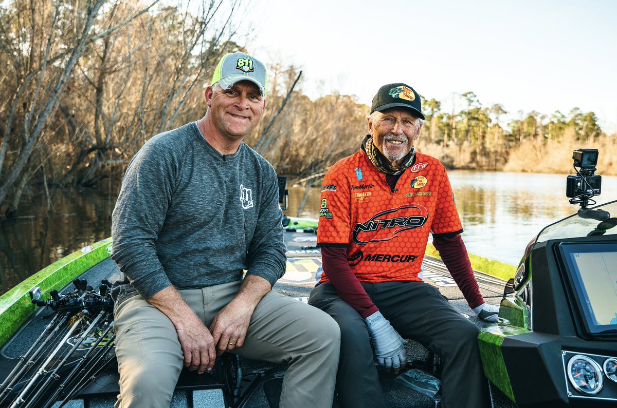 One Call Concepts (@onecallconcepts) on Twitter photo 🎣 Don't miss <a href="/TheDirectionTV/">The Direction TV</a> with #MarkStowe and #bassfishing legend #TommyMartin on Sam Rayburn! Tune in Sunday, 5 pm EST on the #PursuitChannel and look for ad spots from <a href="/NDOneCall/">ND One Call</a> and #MissouriOneCall on #SafeDigging. #OneCallConcepts #TheDirection #BassFishing #SamRayburn 🎣 Don't miss <a href="/TheDirectionTV/">The Direction TV</a> with #MarkStowe and #bassfishing legend #TommyMartin on Sam Rayburn! Tune in Sunday, 5 pm EST on the #PursuitChannel and look for ad spots from <a href="/NDOneCall/">ND One Call</a> and #MissouriOneCall on #SafeDigging. #OneCallConcepts #TheDirection #BassFishing #SamRayburn