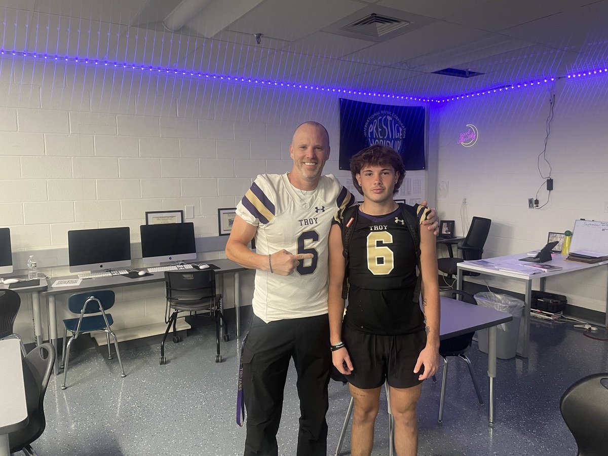 TBHS_Football's tweet image. Week 2 TBHS Football Teachers of the Week:

Ms. O’Hara - Myles Freeman
Mr. Means - Kayden Robbins

Thank you for making an impact on our student athletes! 

#GoldStandard