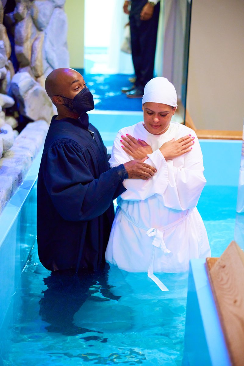 BBCofNJ's tweet photo. Baptism is a personal embrace of faith and transformation. We're excited to see you this weekend as we celebrate our new family at this Sunday's Baptism &amp; Communion Service starting at 5:50PM 🙌🏽 #TransformingLives #BBCofNJ #Baptims #Communion https://t.co/ykObEMnBQb