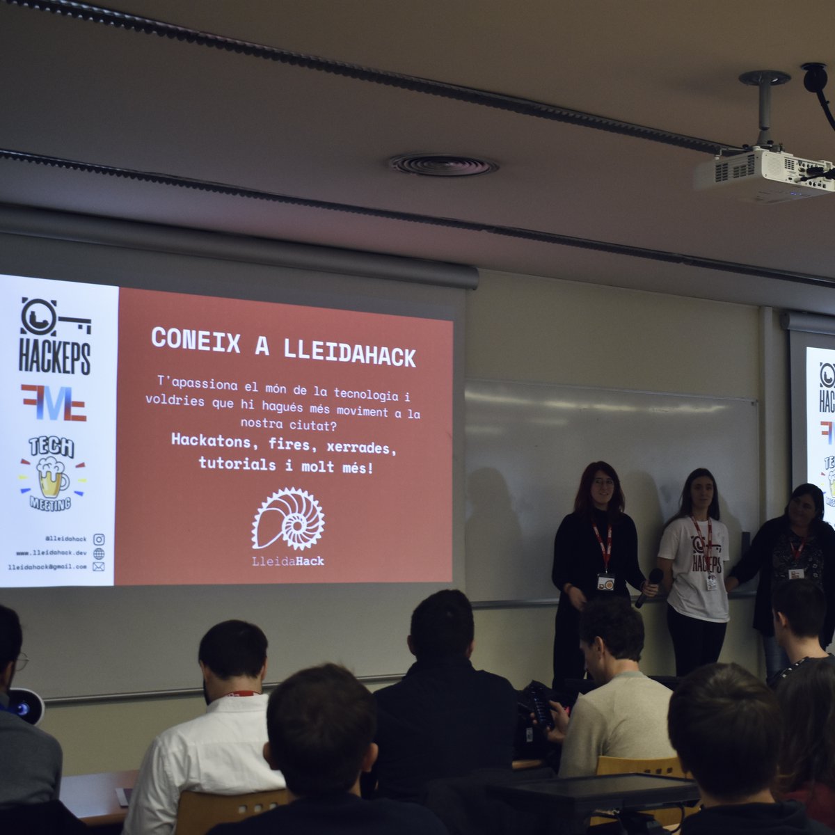 hackeps's tweet photo. ¡Hola hackers! Us portem algunes imatges de la HackEPS2022 per refrescar la memòria. Aquest any tornem amb energies renovades i nous reptes que no us voldreu perdre.
#hackEPS2022 #hackEPS #eps #udl #hackathon #hacking #hackers #lleidahack #lleida https://t.co/HuB1YEpELr