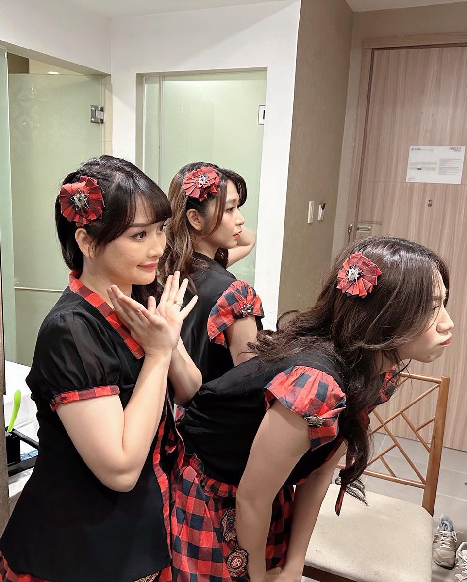 48timee's tweet photo. Masih cocok dong jadi idol, daftar lagi yuk gen 12😭😭 https://t.co/3zHUB8JUlM