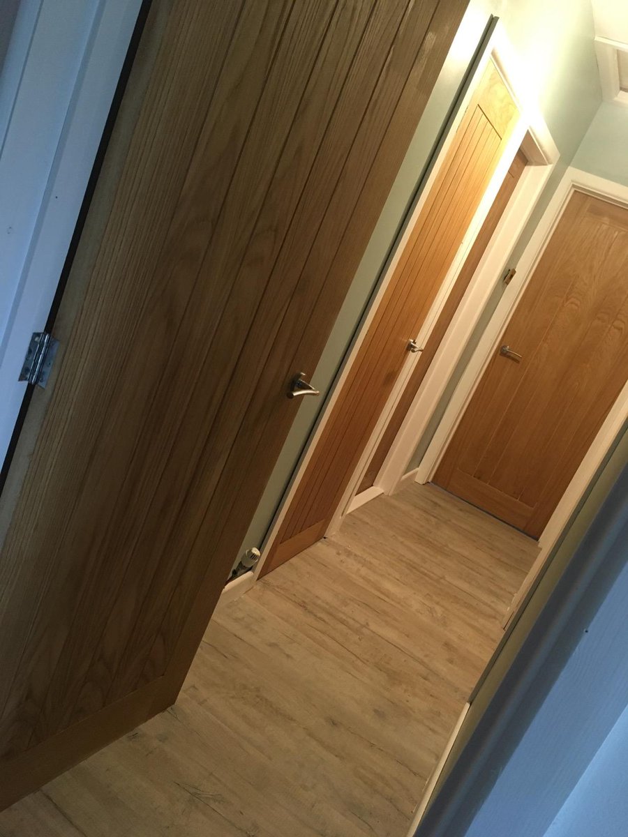 ⭐️⭐️⭐️⭐️⭐️Osmo Door Oil 🚪
Brilliant product recommended by the joiner, and the stuff is lovely to use and really brings out the grain of the doors. - Stacey Penrose

#Osmo #door #osmooil #interior #home #dooroil