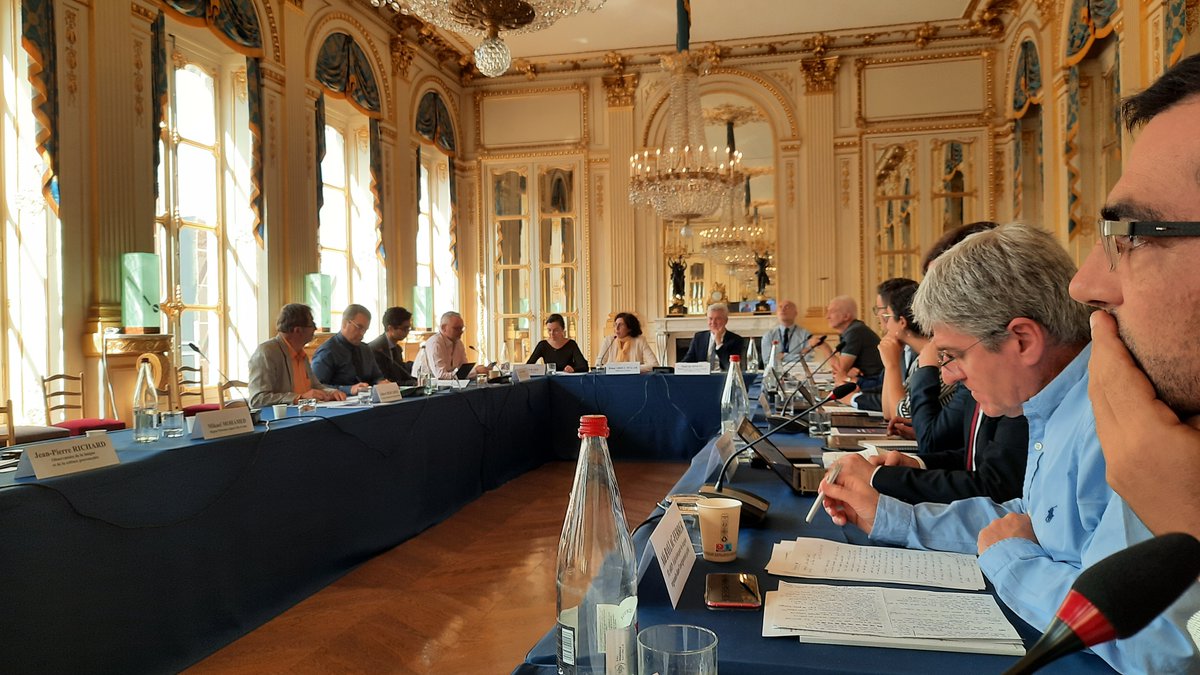 Merci au <a href="/MinistereCC/">Ministère de la Culture 🇫🇷</a>  d’avoir invité Chubri et l' <a href="/InstitutduGalo/">Institut du Galo</a> à rejoindre le Conseil national des langues et cultures régionales à l’occasion de sa deuxième session le mercredi 30 aout dernier
#chubri #ConseilNational #LanguesRegionales #ministeredelaculture #languesendanger