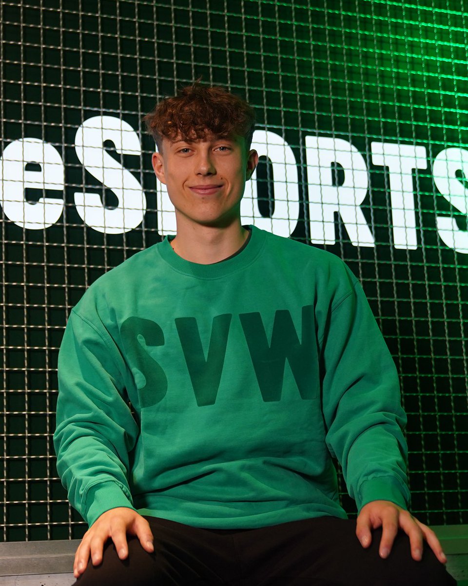 1. Arbeitstag in 🟢⚪️ • 🤝✅ Nochmal offiziell Herzlich Willkommen bei @werderbremen, Jungs 🫡 🎮 @berkaylion | @hhenning23 #werder #esports #werderbremen #svw