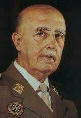 inpic0's tweet photo. ما إن أعلن الجنرال الاسباني فرانكو سنة 1967م حرية الاديان في #اسبانيا حتى أعلنت اكثر من 600 عائله انها مسلمه ومن اصول عربية كانت قد اخفت اسلامها منذ سقوط #الاندلس اي سنة 1492م خوفا من #محاكم_التفتيش https://t.co/RVczzLGr4N