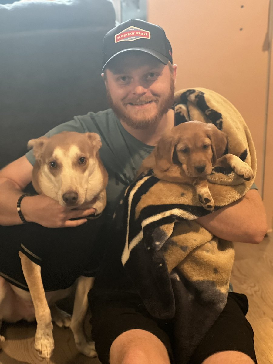 WhoDatMoos's tweet image. Juliet and I welcomed Brees into our family last week. @Saints @drewbrees 
We now have Drew and Brees.