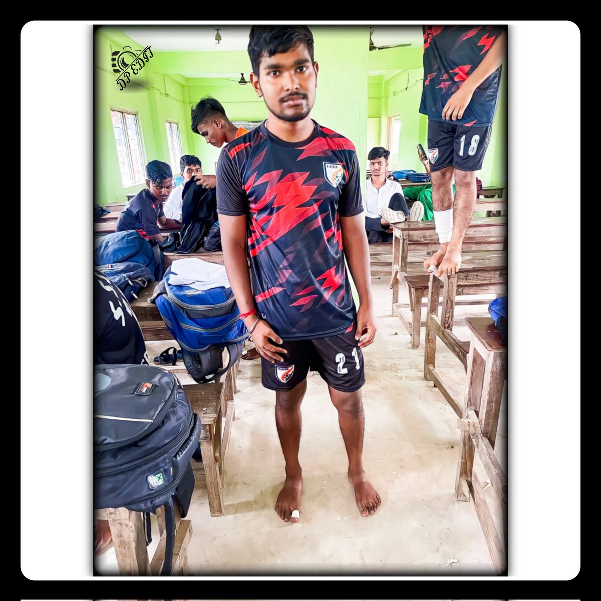 PRANTICKSAMANT5's tweet photo. @evryone https://t.co/qOtT2Ouruf