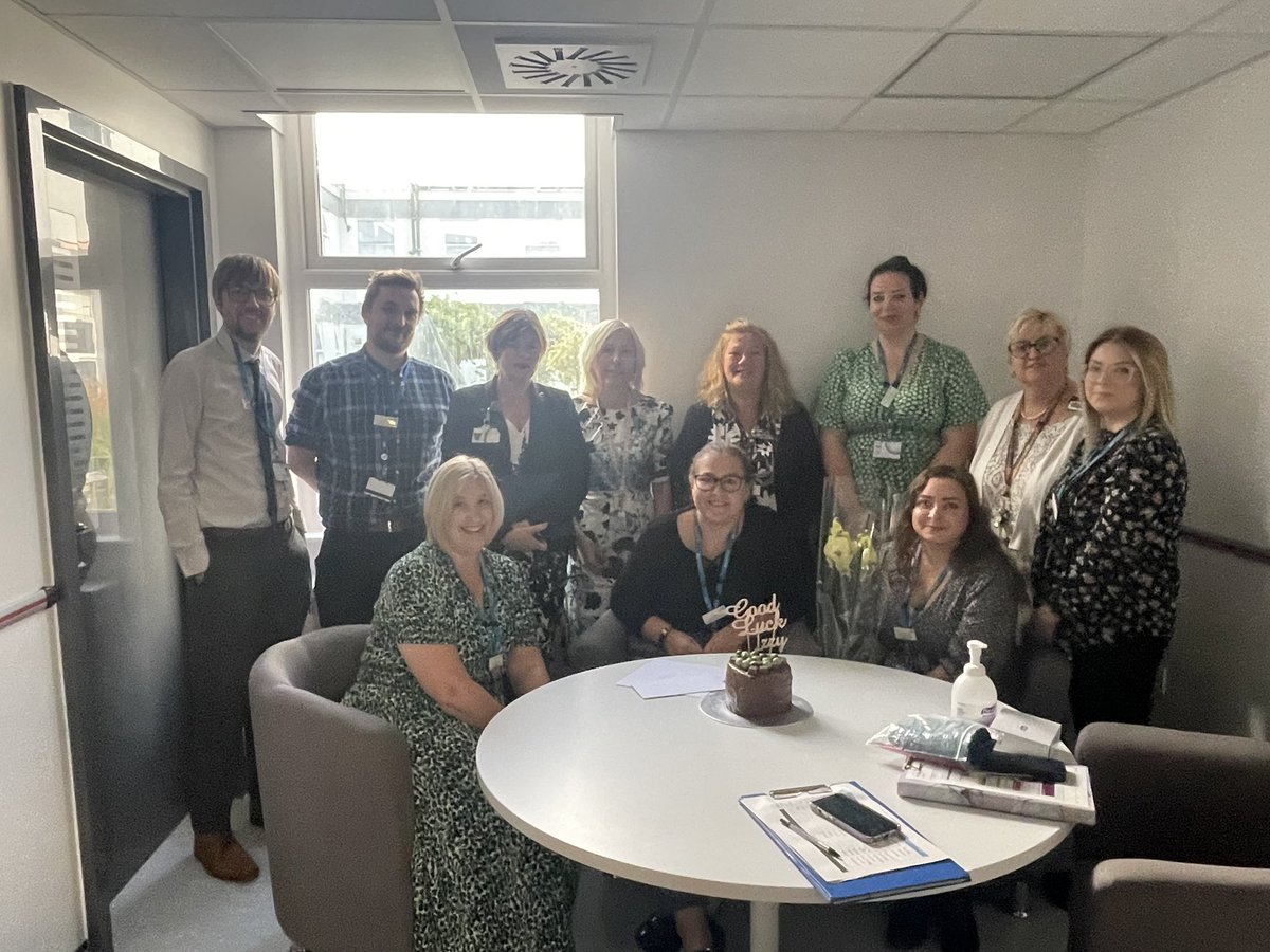 sarahwatsonread's tweet image. Saying goodbye to our GMTS colleague Izzy @WestSuffolkNHS Good luck with the next stage of your training, and thanks for all of your work within team medicine 👍 @CottingtonN @ewenabcameron