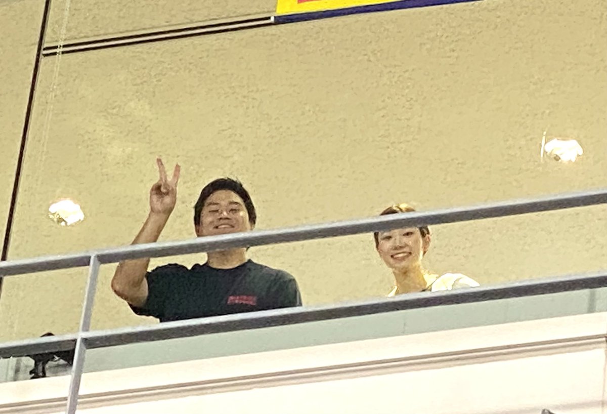 tamanya324's tweet photo. @nov13se 卒業知って仕事終わってお手振り間に合わないけどとりあえず蒲郡に行こう、って思って向かってアンコールに間に合って嬉しかったです。
ごっちゃんの思い出書いたら文字数足らないよー🥹

卒業しても、ごっちゃんは可愛いくて礼儀正しくて良い子だよっ‼️

お疲れ様でした🥹 https://t.co/yItbGo9Muu