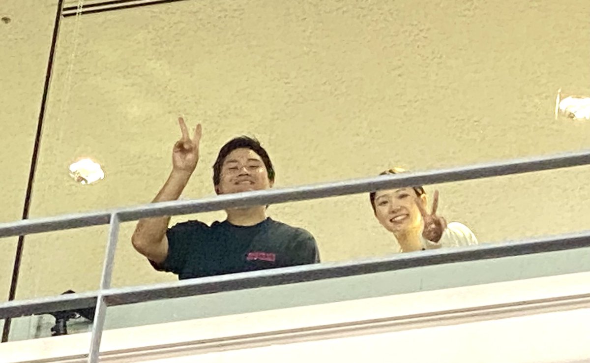 tamanya324's tweet photo. @nov13se 卒業知って仕事終わってお手振り間に合わないけどとりあえず蒲郡に行こう、って思って向かってアンコールに間に合って嬉しかったです。
ごっちゃんの思い出書いたら文字数足らないよー🥹

卒業しても、ごっちゃんは可愛いくて礼儀正しくて良い子だよっ‼️

お疲れ様でした🥹 https://t.co/yItbGo9Muu