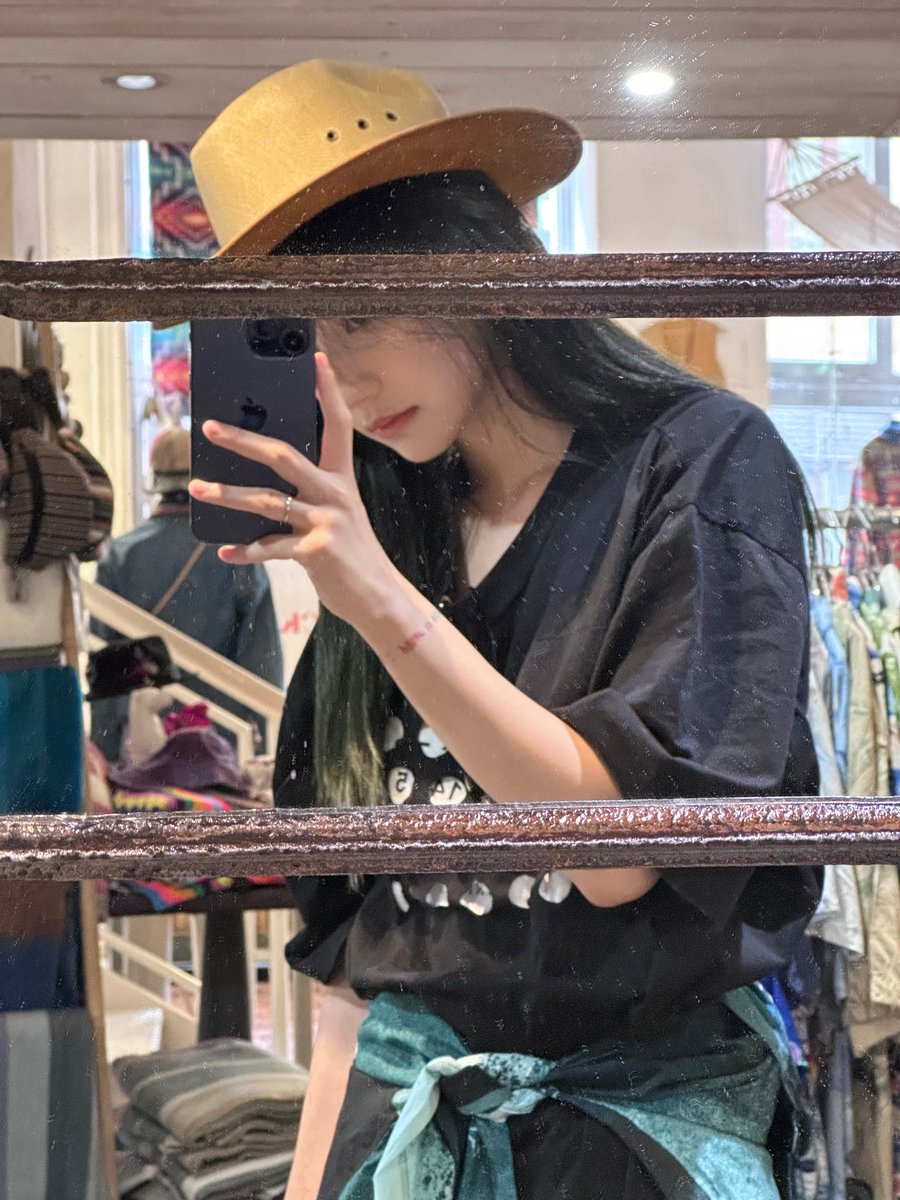 yyqpics's tweet photo. 230901☁️
#袁一琦 #YUANYIQI #SNH48

yyq weibo update ☁️ https://t.co/B6q8mAmKnv