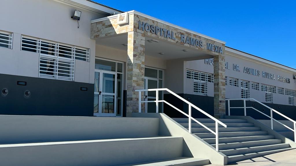 🏥 Queda muy poco para que las y los vecinos de #RamosMexía y zonas rurales aledañas cuenten con su hospital.
👷‍♀️Estamos ejecutando las últimas tareas.

<a href="/ArabelaCarreras/">Arabela Carreras</a> <a href="/rionegrogob/">Gobierno de Río Negro</a> @salud <a href="/CarlosValeri_/">Carlos Valeri</a> <a href="/ZgaibFabian/">Fabián Zgaib</a>