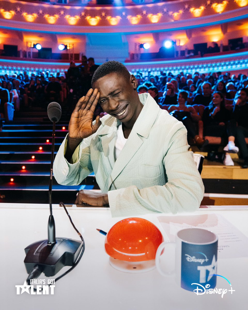 Khaby lame tweet media