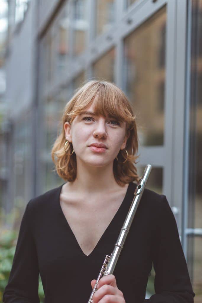 Andrew Ward (@andrewwmusicart) on Twitter photo Great that @ellie_blamires is back in Folkestone after being here in April with the ace <a href="/EnsembleRenard/">Ensemble Renard</a>. Ellie will perform Colin Matthew’s Bell-wether & Five Untitled Pieces. She’ll be playing Alto Flute, Flute & Piccolo. I’ll be talking to Colin. O6/09-6:30-The Green Room. Great that @ellie_blamires is back in Folkestone after being here in April with the ace <a href="/EnsembleRenard/">Ensemble Renard</a>. Ellie will perform Colin Matthew’s Bell-wether & Five Untitled Pieces. She’ll be playing Alto Flute, Flute & Piccolo. I’ll be talking to Colin. O6/09-6:30-The Green Room.