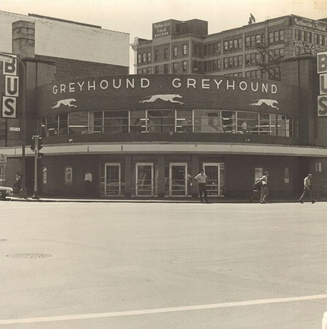 BestPixMN's tweet photo. Many don't know our beloved music venue First Avenue was originally a Greyhound Bus station. Photo from the '60s. https://t.co/14qHrzhlsl