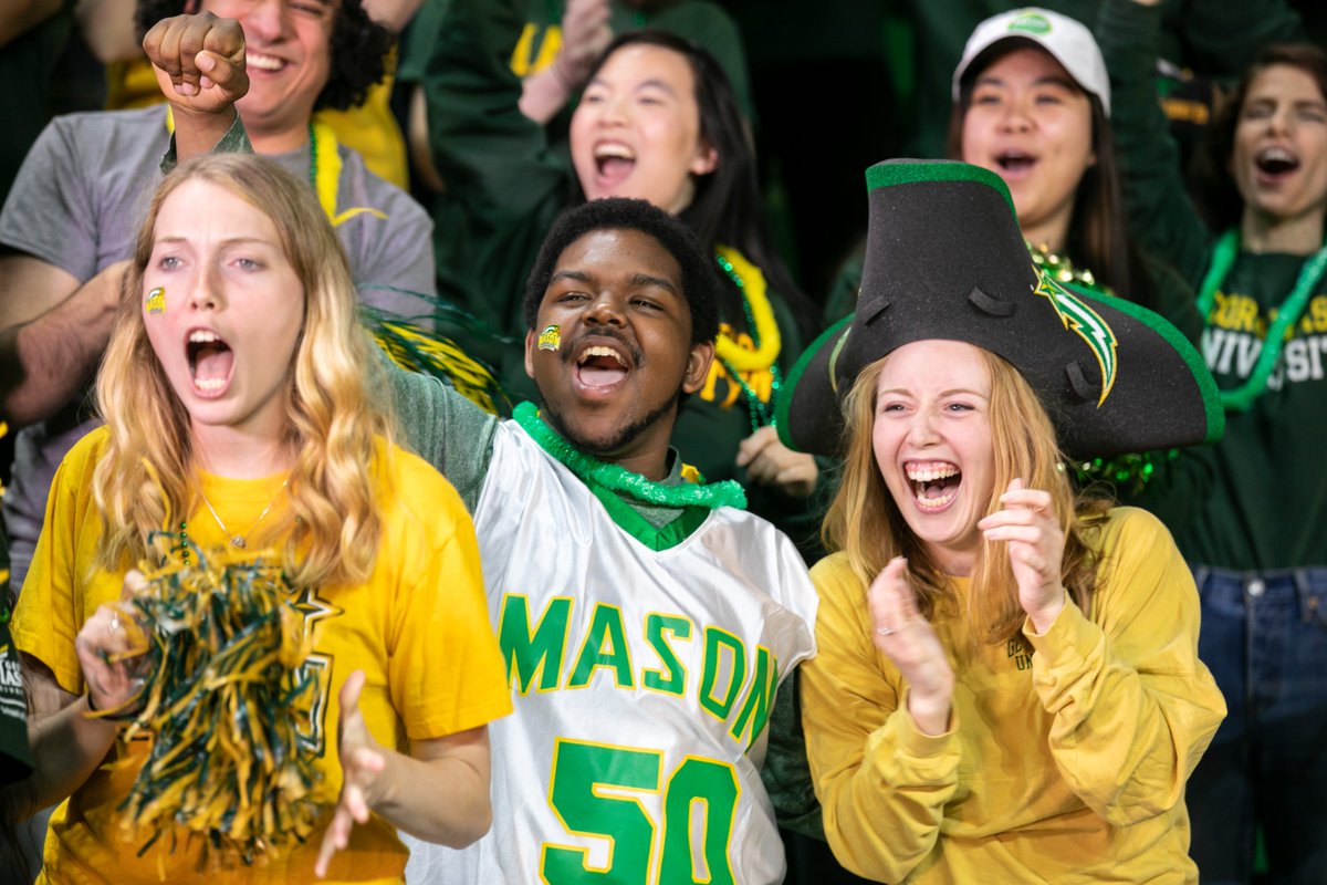 Happy #CollegeColorsDay, <a href="/GeorgeMasonU/">George Mason University</a>! 

GREEN and GOLD have always looked good on you! #MasonNation! 💚💛

📷: OUB