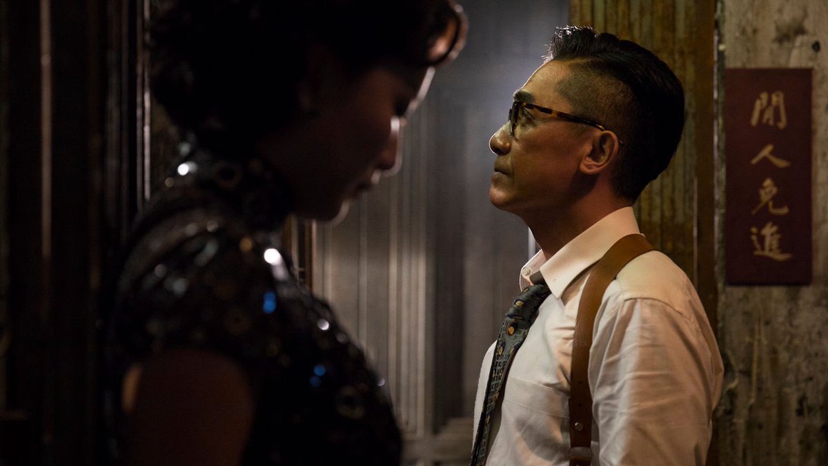 nhamtoeirama's tweet image. #WhereTheWindBlows
หนังสามารถเล่าและถ่ายทอดประวัติศาสตร์ฮ่องกงช่วงยุคอาณานิคม ออกมาได้อย่างน่าสนใจ เปี่ยมด้วยรายละเอียด มีเทคนิคการใช้มุมกล้อง การตัดต่อที่แปลกตา การแสดงของเฮียเหลียง &amp;amp; กัวฟู่เฉิง น่าจดจำอย่างมาก แต่การลำดับเรื่องชวนงง จนต้องโฟกัสและมีสมาธิอย่างมาก
#movietwit