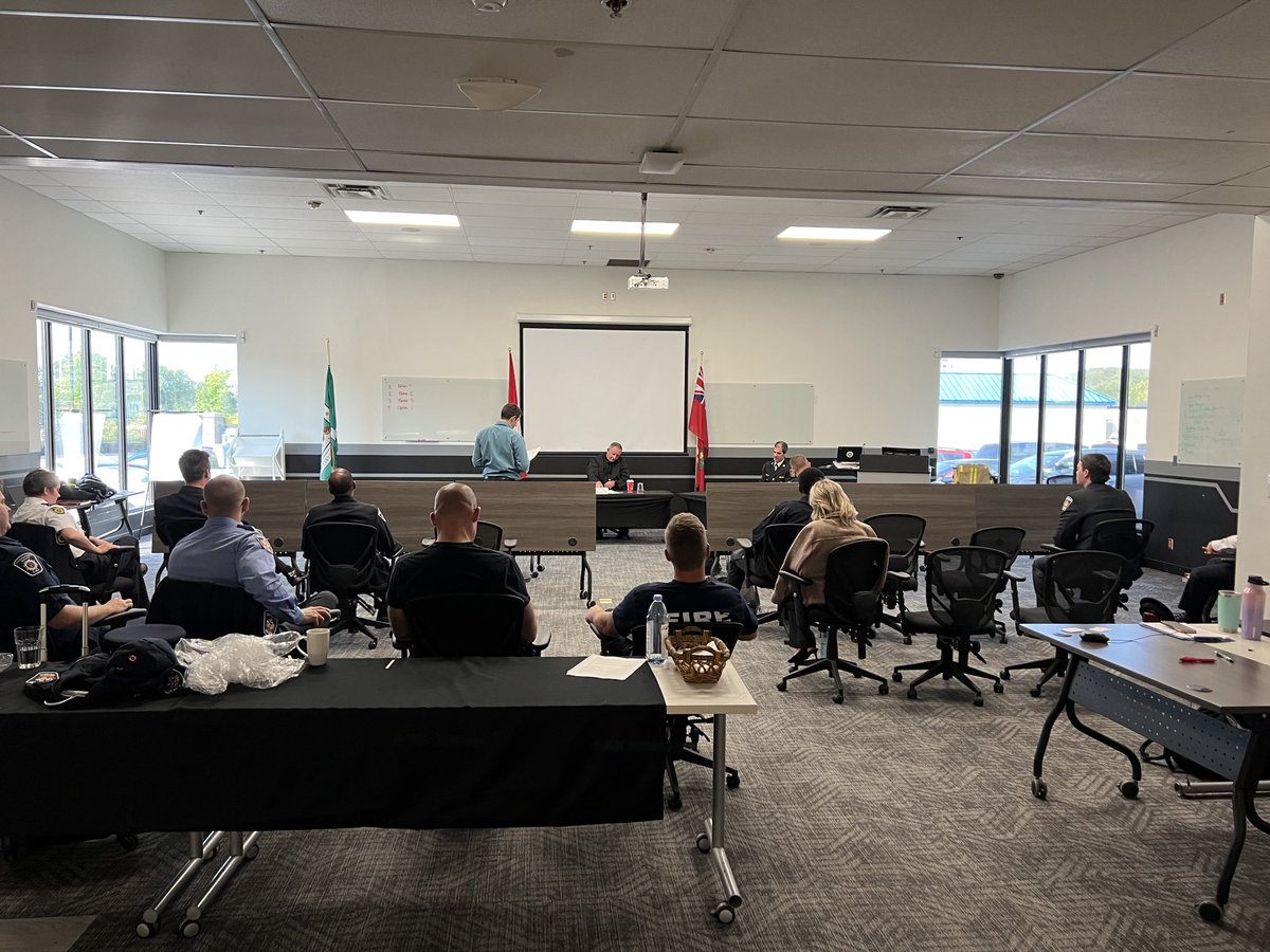 Another group of fire investigators testifying in a mock trial as part of their NFPA 1033 Fire Investigator training with the #OntarioFireCollege at the Richmond Hill Regional Training Centre. ⁦<a href="/ONFireMarshal/">Office of the Fire Marshal</a>⁩ #FireInvestigator #Training