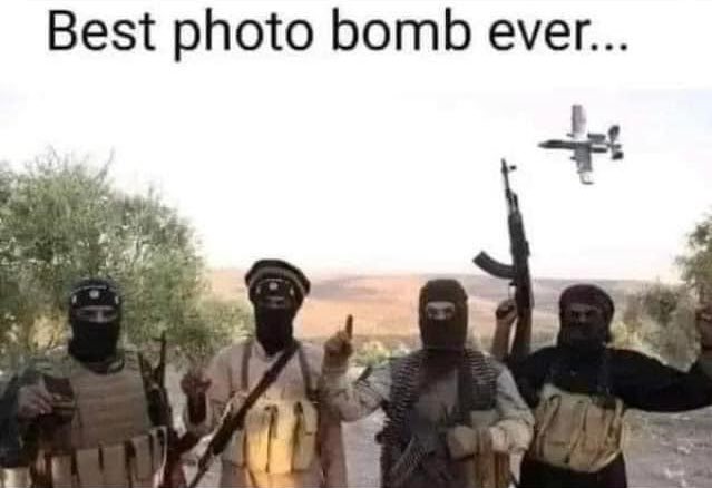 Amer1can_Barbie's tweet photo. Say cheese 💣 https://t.co/KFXw3B1VJ4