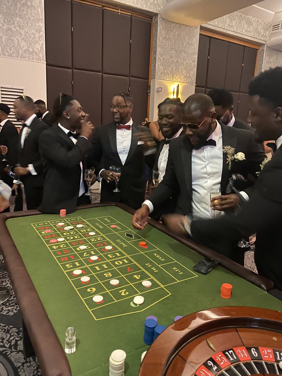 #casinotablehire #Connaughtrooms
#Weddingentertainment