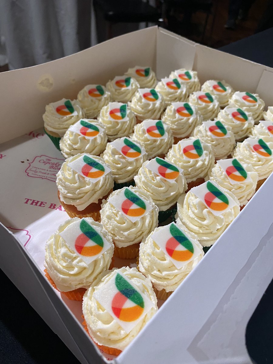 talentgary's tweet photo. If you’re at @ShipItCon #sic2023 and looking for some post lunch sugar we still have some cupcakes at the @thephorestword desk. Come say hello and help yourself #nothingventured https://t.co/MHQNMbwFXY