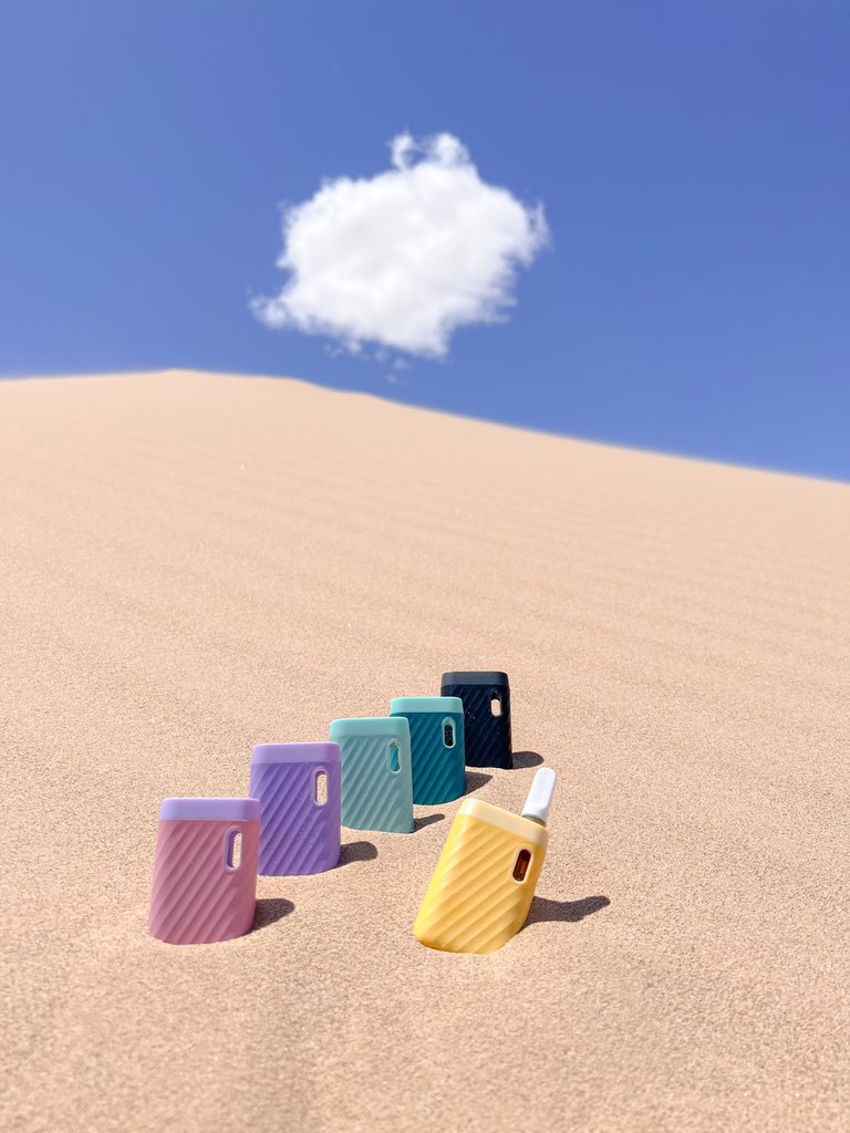 CCELLofficial's tweet photo. With its stimulating silicone wave grip and discreet, compact body Sandwave's name says it all!🌊🏜️
#sandwave #sand #wave #desert https://t.co/oESzSrOFVK