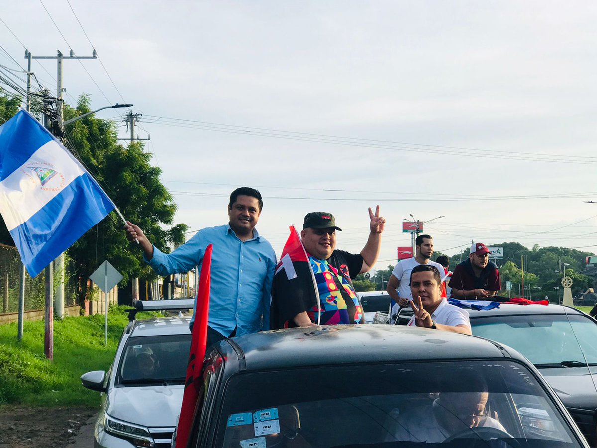 FranciscaC2021's tweet photo. Facultad Ciencias Médicas, participando en la bienvenida de este septiembre victorioso,🇳🇮🇳🇮 #LeonRevolucion  conmemorando la independencia y soberanía de nuestra #PatriaBenditayLibre #UVDenisSilva https://t.co/Se4cygKGlG