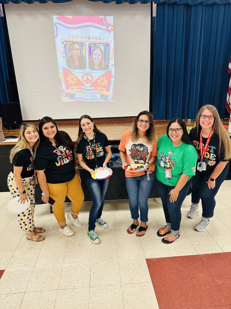 Raquel_L_Rod's tweet photo. Ross Ramtastic Team, we appreciate you a waffle lot! ⁦@RossRamsECISD⁩ ⁦@EctorCountyISD⁩ https://t.co/nTS4cKofVZ