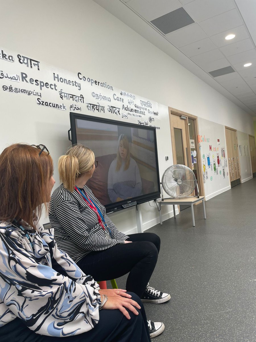 Fantastic session delivering the initial Communication Friendly Environments training with all staff <a href="/PwickNorthEYC/">PrestwickNorthEYC</a> <a href="/NiamhWyllieSLT/">Niamh Wyllie</a>