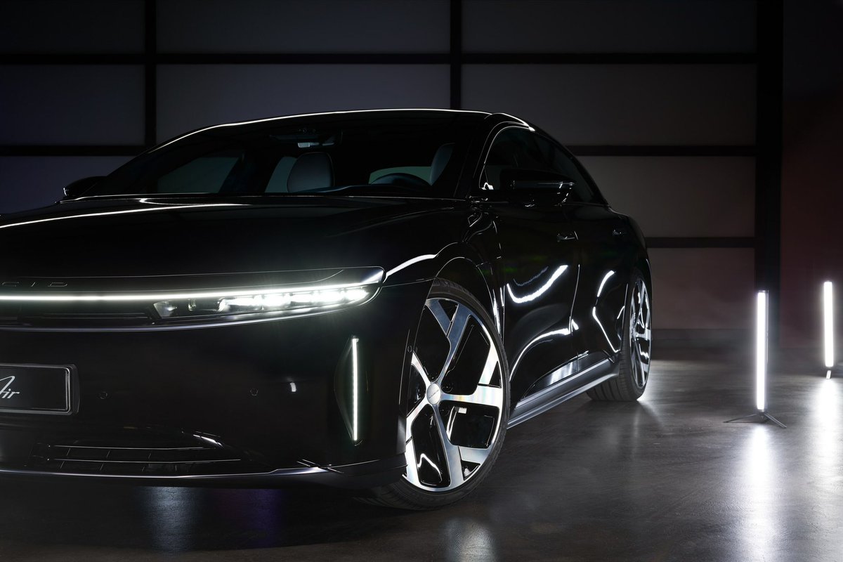 NotMsJennyLopez's tweet photo. $LCID “Lucid Motors Debuts the Lucid Air Midnight Dream Edition during the International Motor Show 2023 in Munich”

https://t.co/gjPh5Vf3aj #IAA23 https://t.co/5WOocS7uOW