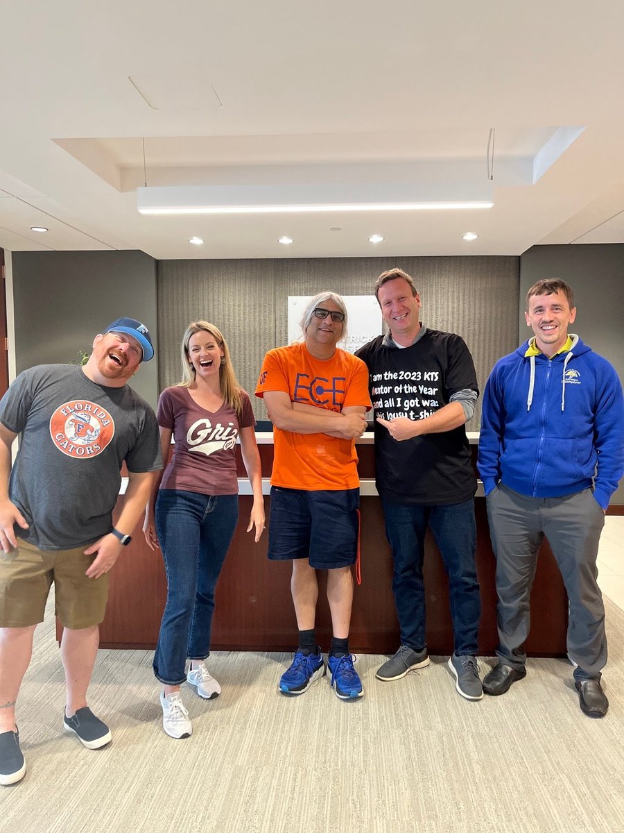 KTS_Law's tweet photo. We're excited to celebrate College Colors Day! It was great to see everyone’s team spirit and alma maters. Check out some of the photos! 

#CollegeColorsDay2023 https://t.co/Nmh3DdQOE7