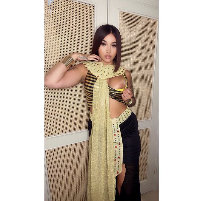 Cleo 👑 https://t.co/XypFnRml4Z