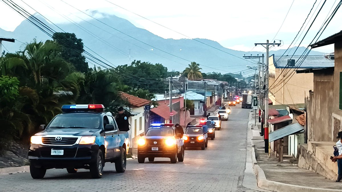 Los Azulitos acompañaron y celebraron junto al pueblo nicaragüense, la bienvenida al Mes Patrio.

En todo el país se realizaron Dianas que inundaron las calles del azul blanco y azul. 💙🤍

#44JuntoALaComunidad